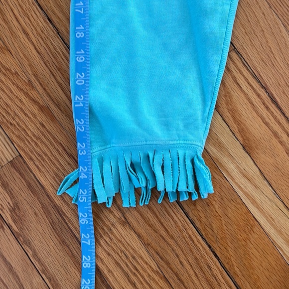 Sweatshirt beach coverup or just a great casual top - Picture 13 of 14